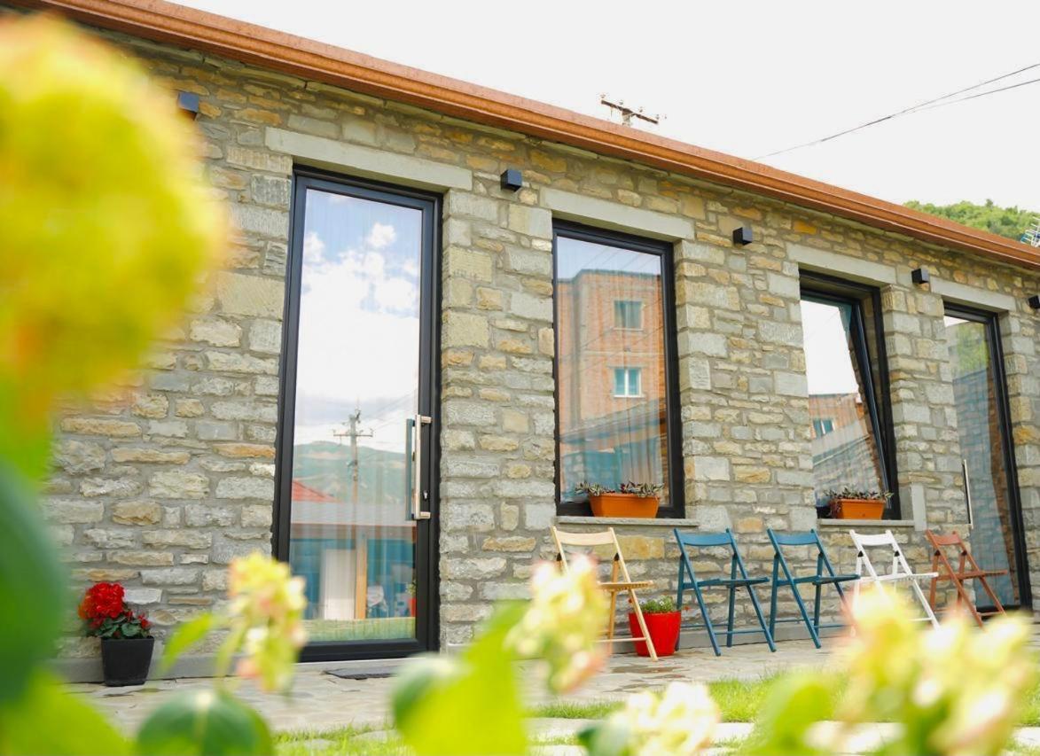 Gogo Moustache Guest House Përmet Exteriör bild