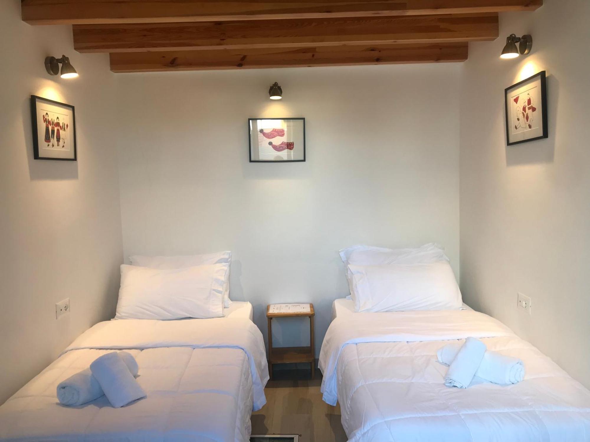 Gogo Moustache Guest House Përmet Exteriör bild